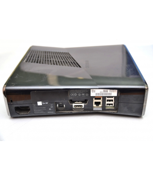 Игровая консоль Microsoft Xbox 360 Slim без HDD