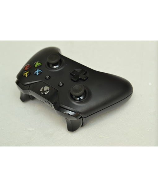 Джойстик  Xbox One Wireless Controller (RANDOM COLOR) (rev. V3)